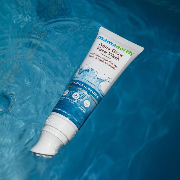 Mamaearth Aqua Glow Face Wash With Himalayan Thermal Water and Hyaluronic Acid for Intense Hydration, 100 ML